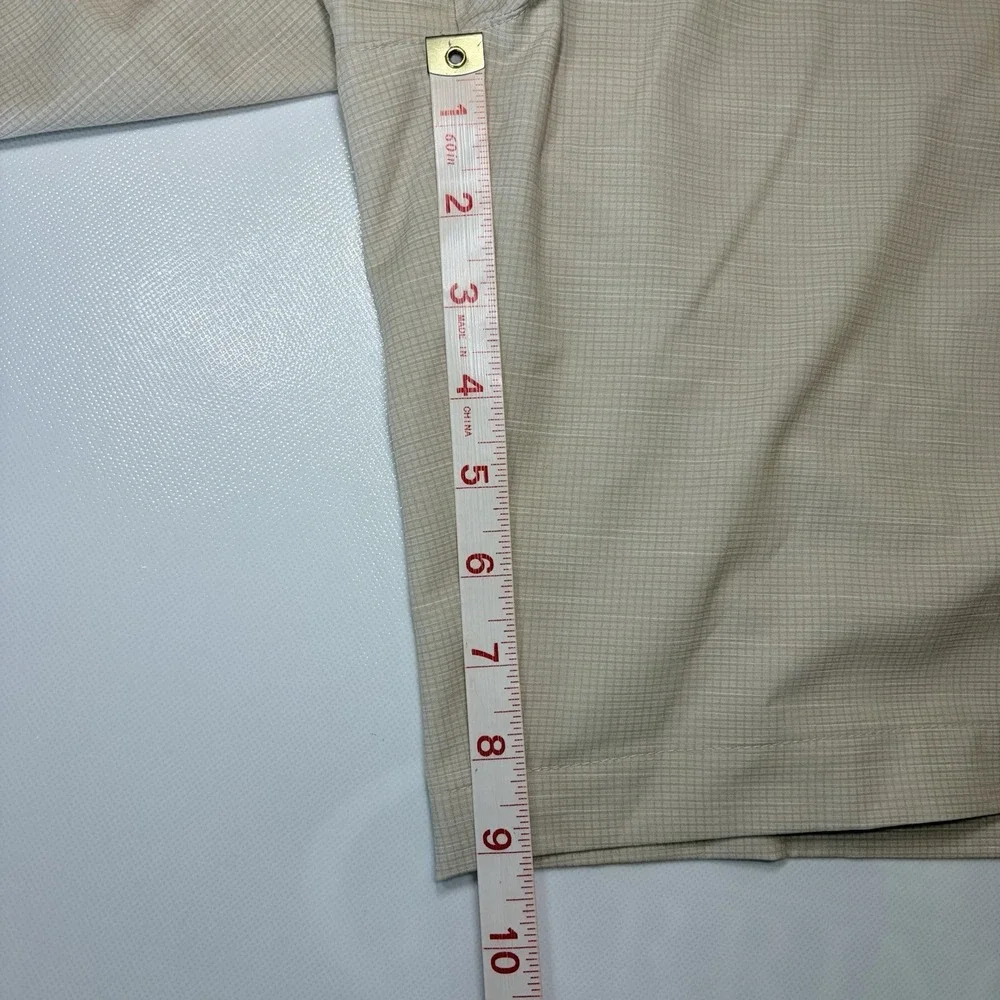 Roundtree & Yorke Performance Golf Shorts Mens 42 Tan Khaki Classic Fit Stretch